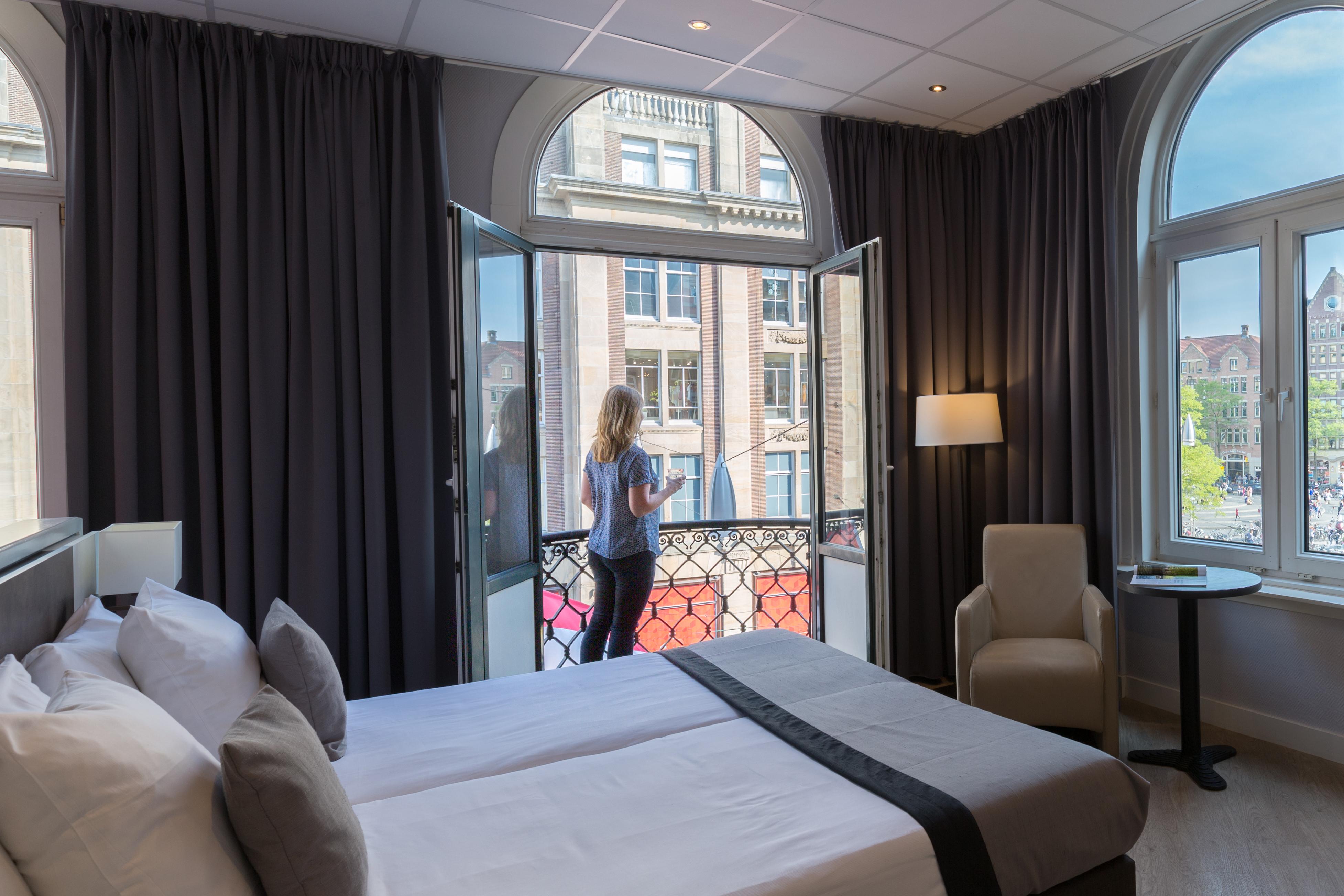Hotel Amsterdam De Roode Leeuw Exterior photo