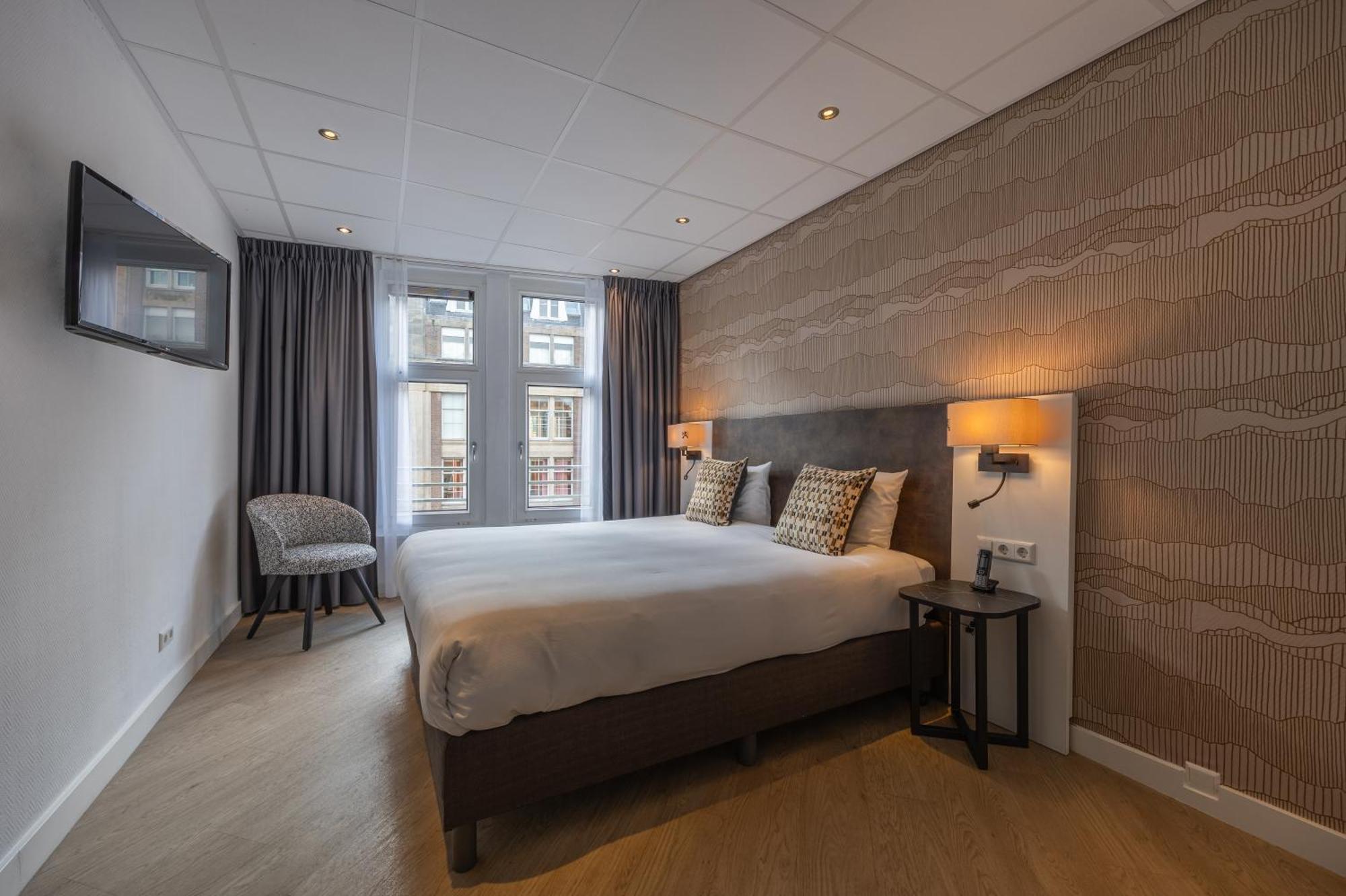 Hotel Amsterdam De Roode Leeuw Exterior photo